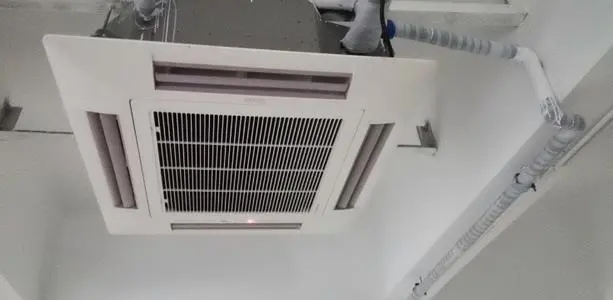 中央空調(diào)清洗一次大概需要50-200元/臺(tái)不等