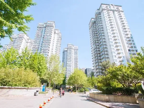 朝陽(yáng)區(qū)亞運(yùn)村小營(yíng)周邊街道周師傅清洗熱水器